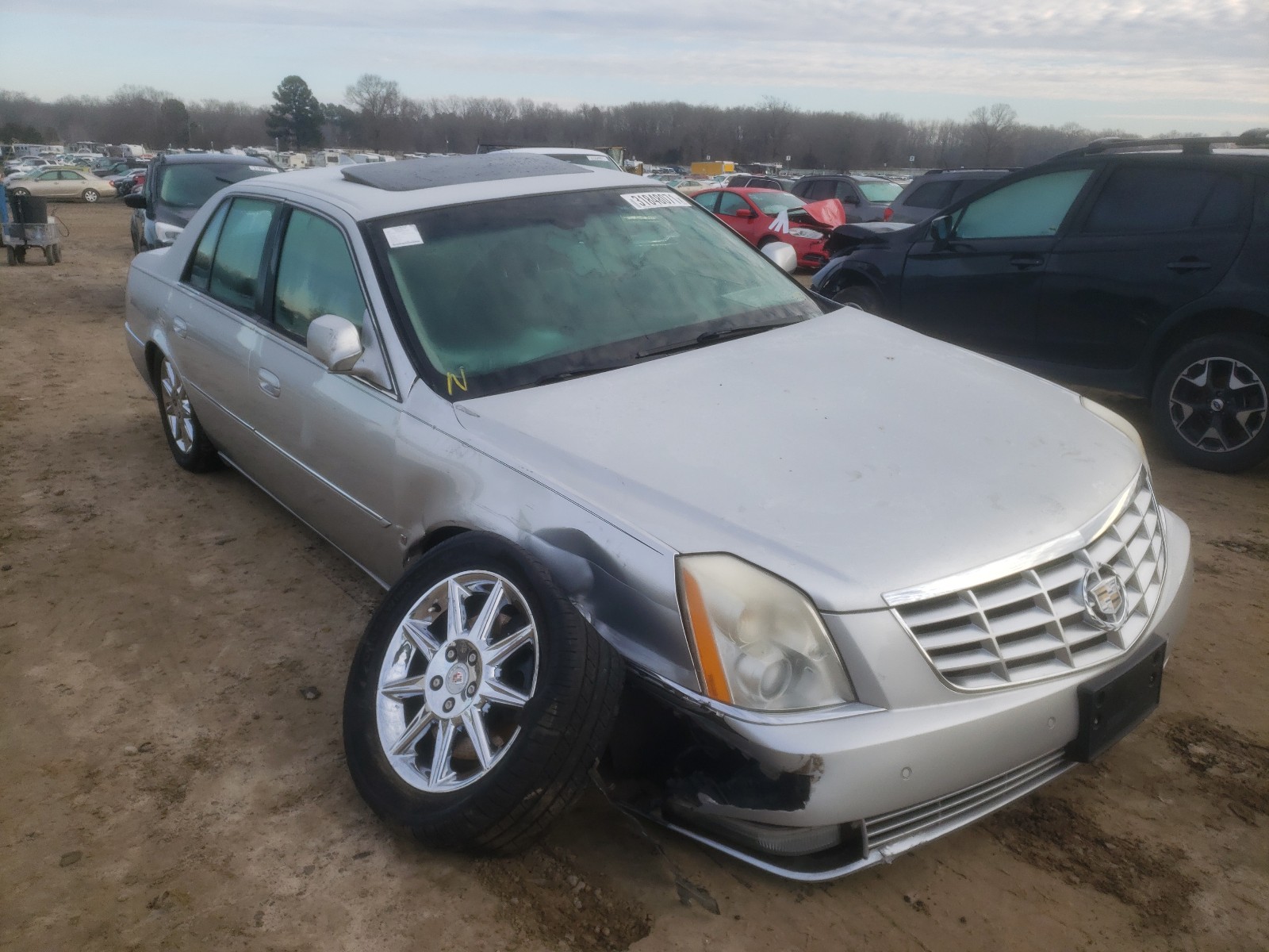 Cadillac Dts luxury (2010)