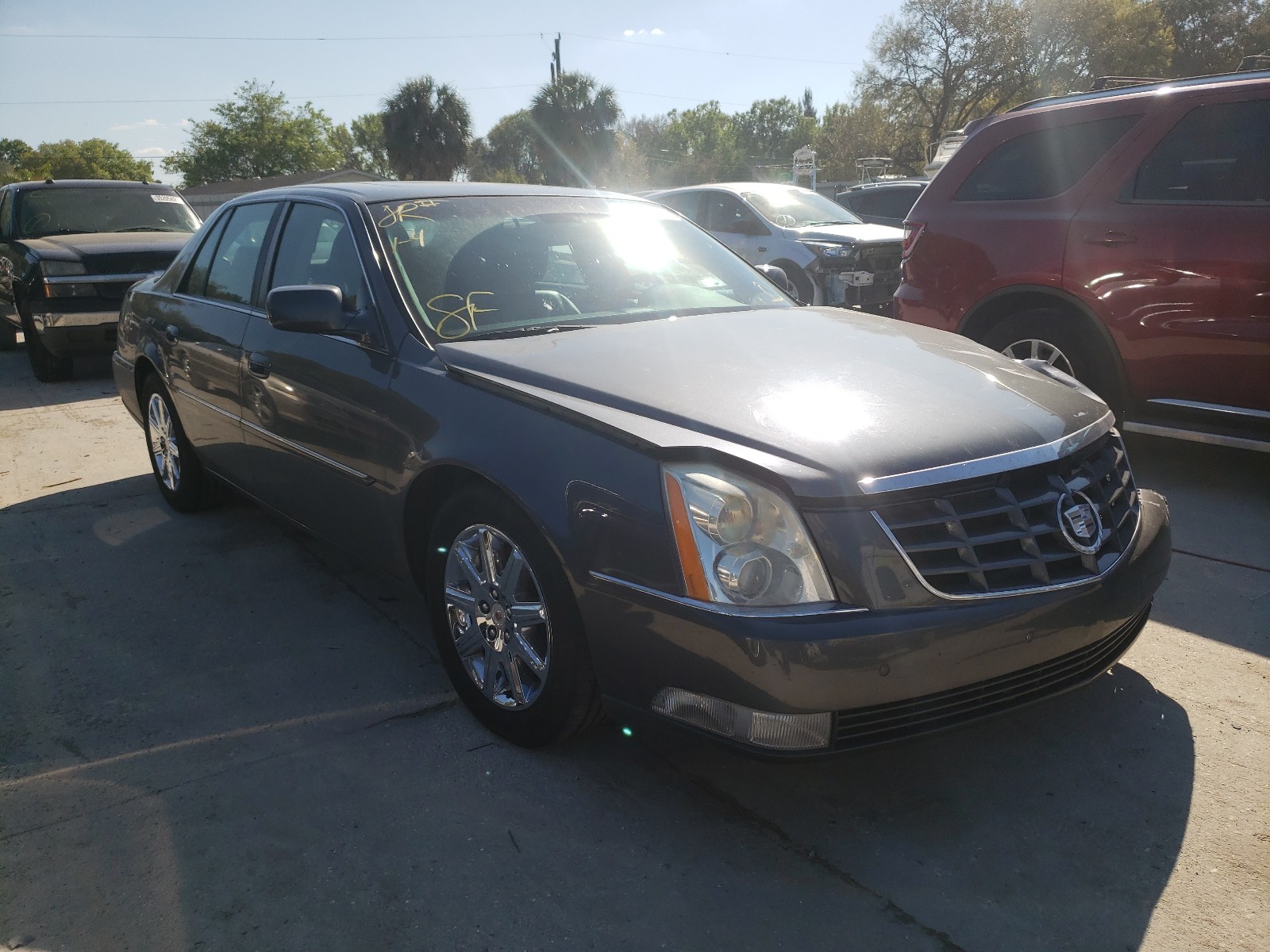 Cadillac Dts premiu (2010)