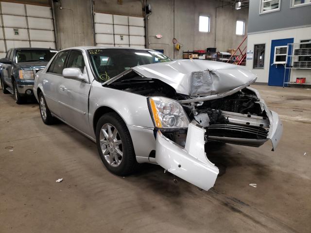 Cadillac Dts luxury (2010)
