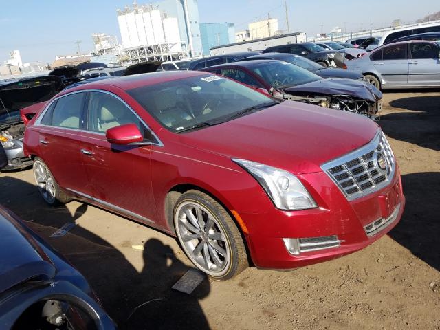 Cadillac Xts luxury (2013)