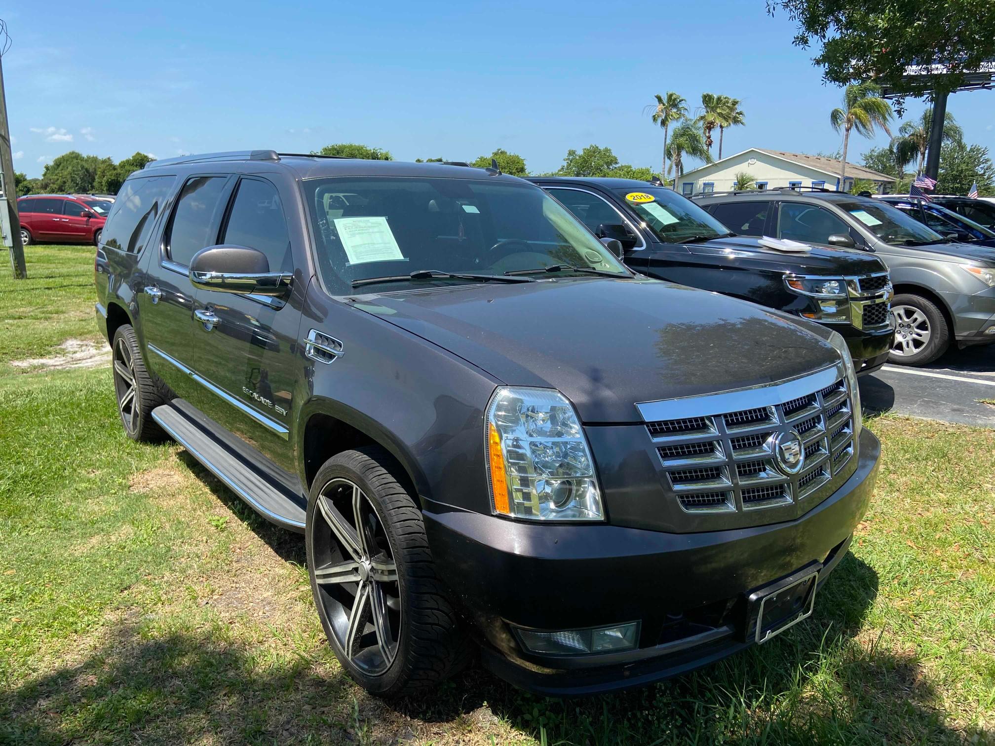 Cadillac Escalade e (2011)