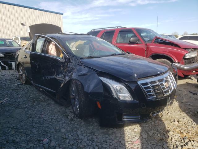 Cadillac Xts luxury (2013)