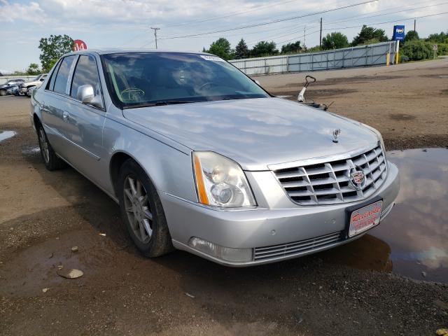 Cadillac Dts luxury (2011)