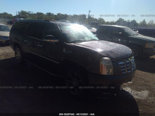 Cadillac Escalade esv (2011)