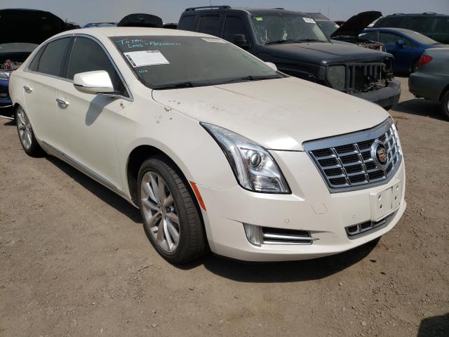 Cadillac Xts luxury (2014)