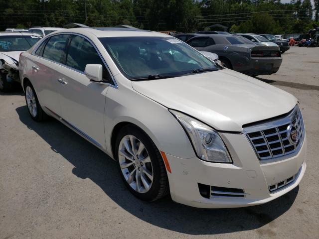 Cadillac Xts luxury (2015)