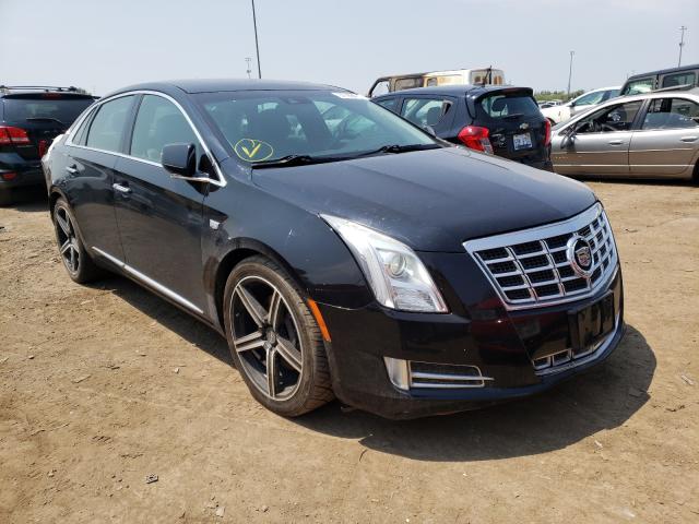 Cadillac Xts luxury (2013)