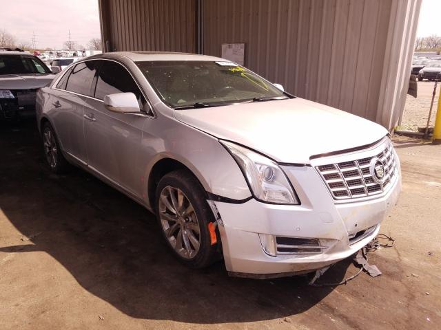 Cadillac Xts luxury (2013)