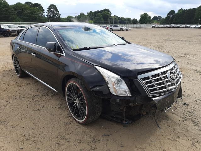 Cadillac Xts luxury (2014)