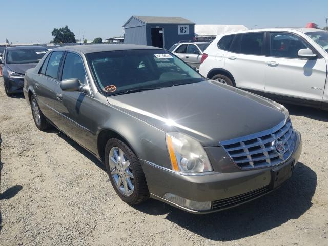 Cadillac Dts luxury (2010)