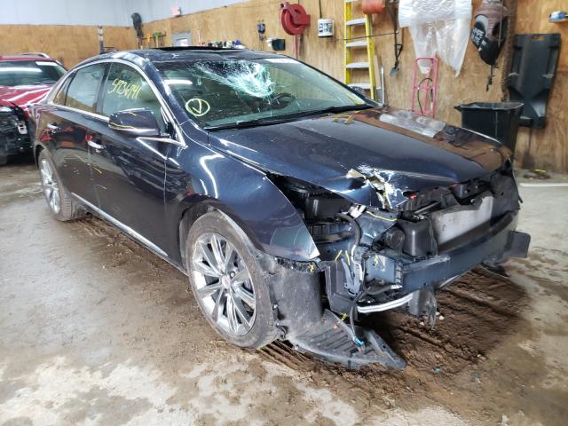 Cadillac Xts luxury (2013)