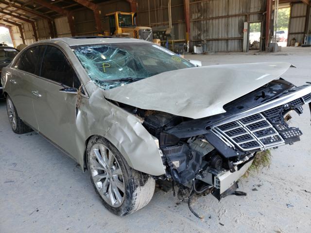 Cadillac Xts luxury (2015)