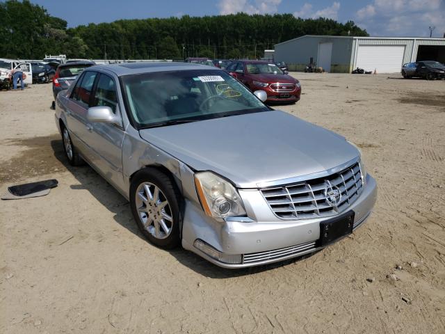 Cadillac Dts luxury (2011)