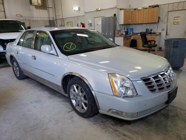 Cadillac Dts luxury (2010)