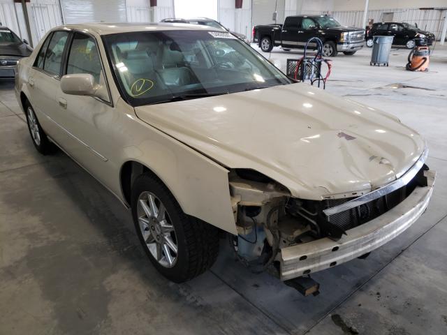 Cadillac Dts luxury (2010)
