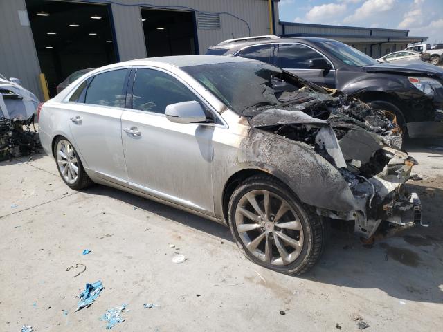 Cadillac Xts luxury (2014)