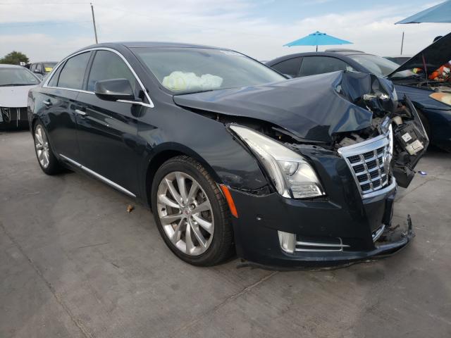 Cadillac Xts luxury (2014)