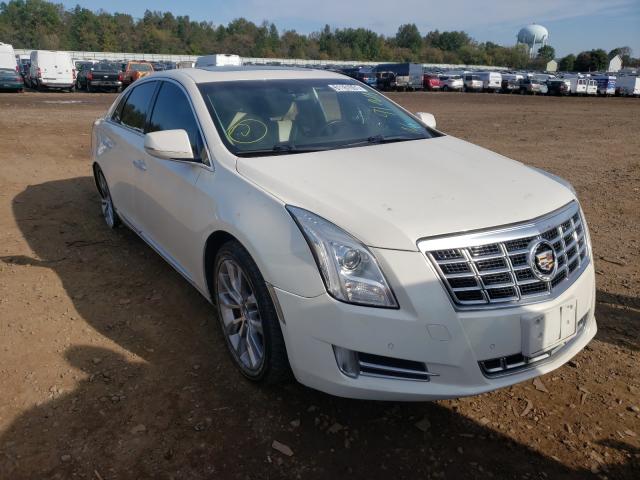 Cadillac Xts luxury (2015)
