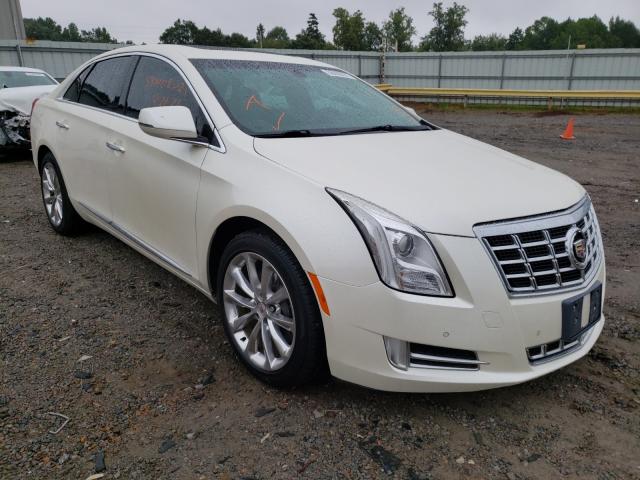 Cadillac Xts luxury (2013)