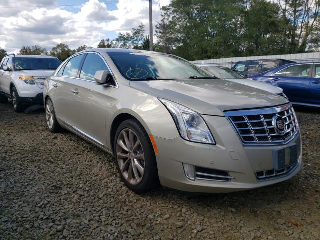 Cadillac Xts luxury (2013)