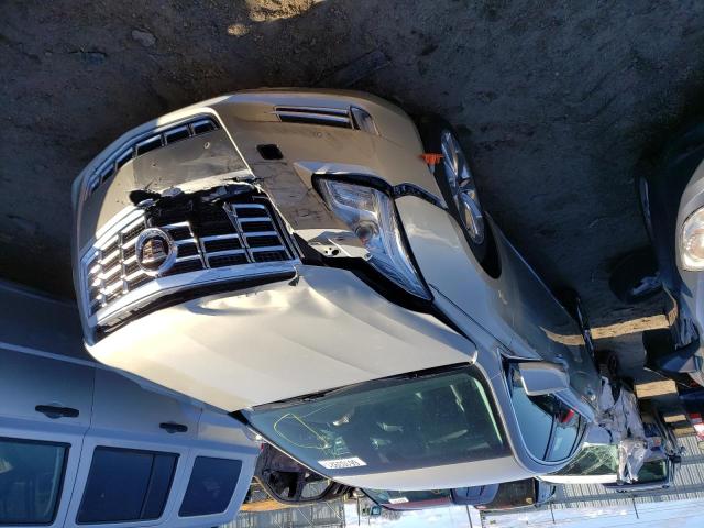 Cadillac Xts luxury (2013)
