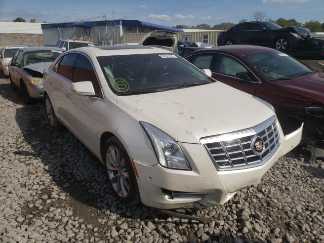 Cadillac Xts luxury (2014)