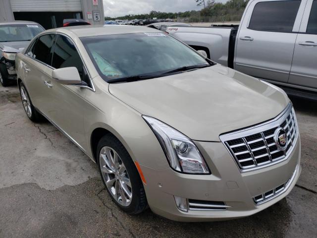 Cadillac Xts luxury (2014)