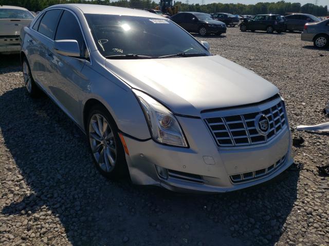 Cadillac Xts luxury (2014)