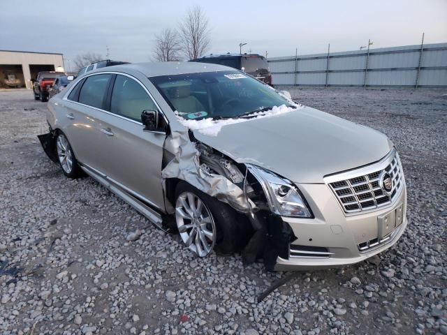 Cadillac Xts luxury (2015)