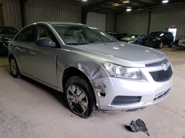 Chevrolet Cruze ls (2013)