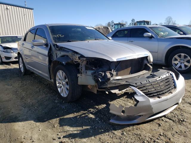 Chrysler 200 tourin (2013)