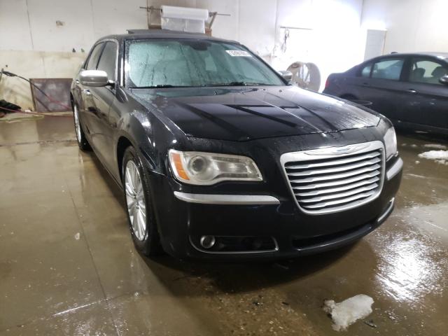 Chrysler 300c luxur (2012)