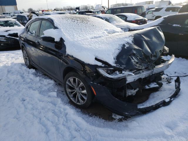 Chrysler 200 s (2015)