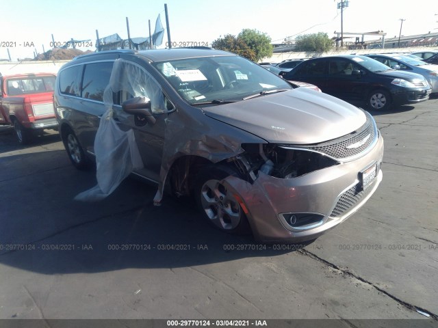 Chrysler Pacifica (2017)