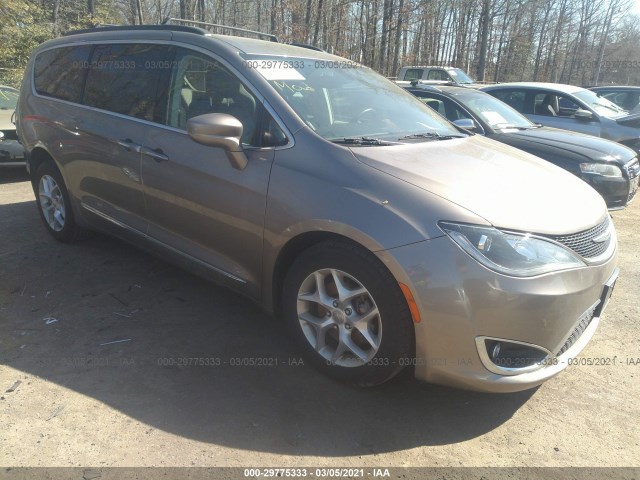 Chrysler Pacifica (2017)