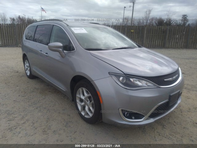 Chrysler Pacifica (2017)