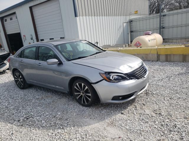 Chrysler 200 limite (2013)