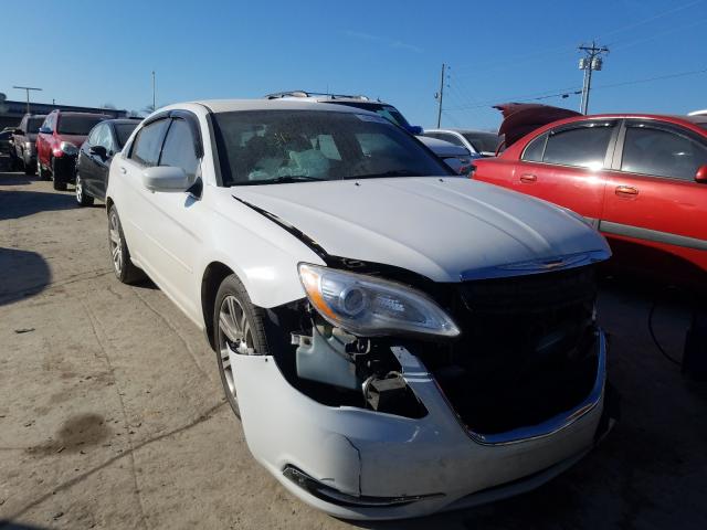 Chrysler 200 tourin (2013)