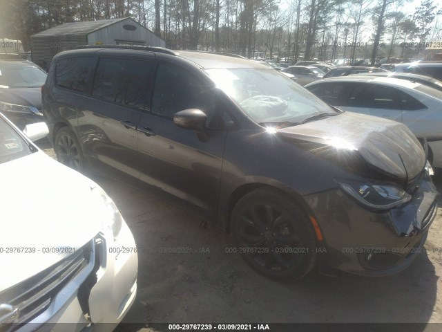 Chrysler Pacifica (2019)