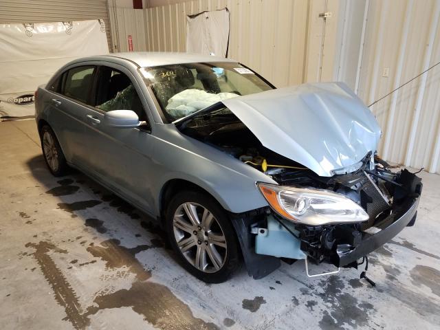 Chrysler 200 lx (2013)