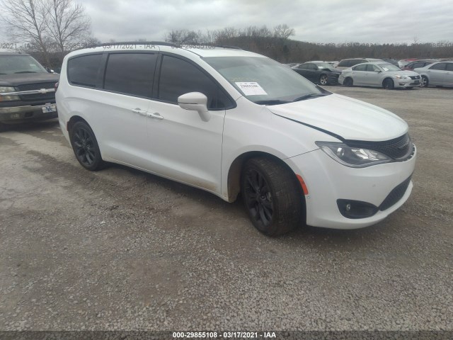 Chrysler Pacifica (2019)