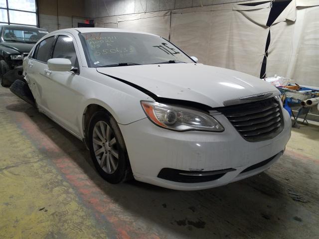 Chrysler 200 tourin (2013)