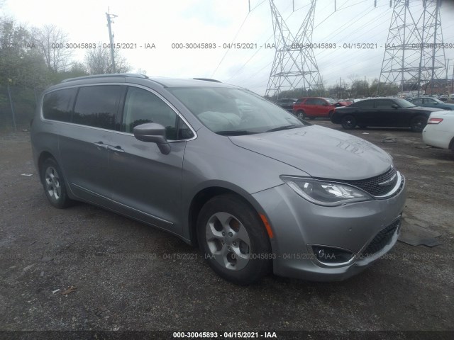 Chrysler Pacifica (2017)