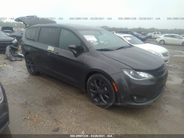 Chrysler Pacifica (2018)