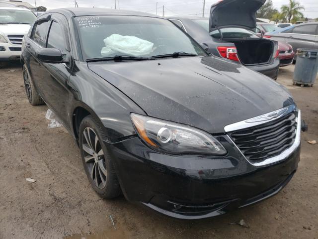 Chrysler 200 tourin (2013)