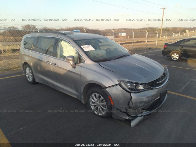 Chrysler Pacifica (2018)