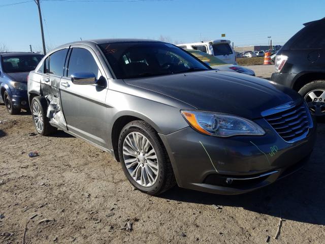 Chrysler 200 limite (2013)