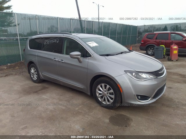 Chrysler Pacifica (2017)