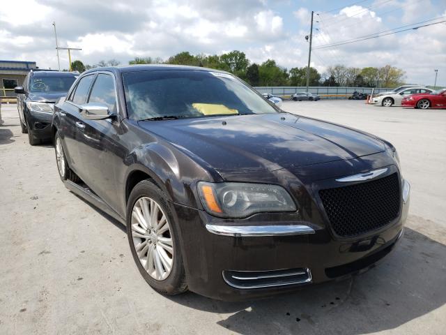 Chrysler 300c luxur (2013)