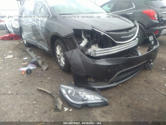 Chrysler Pacifica (2017)